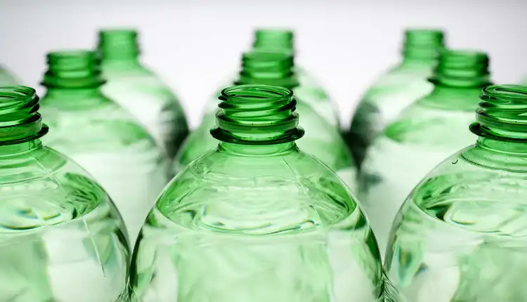 تکنولوژی تولید بطری پت: نگاهی به فرآیندهای ساخت این بسته‌بندی